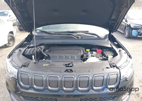 2022 Jeep Compass Trailhawk 4X4 из США, поврежденный, VIN 3C4NJDDB3NT128569